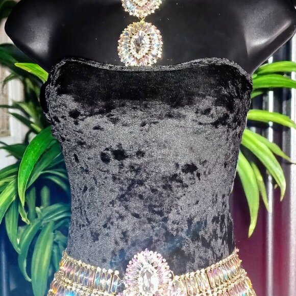 Two Piece Iridescent show stopper - Picture 3 of 5